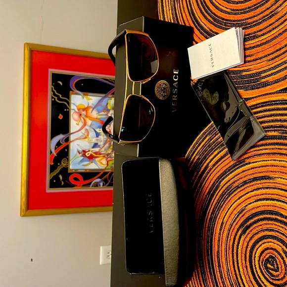Brand new Versace sunglasses with box and case Versace | Accessories | Brand New Versace Sunglasses Black  main image 4